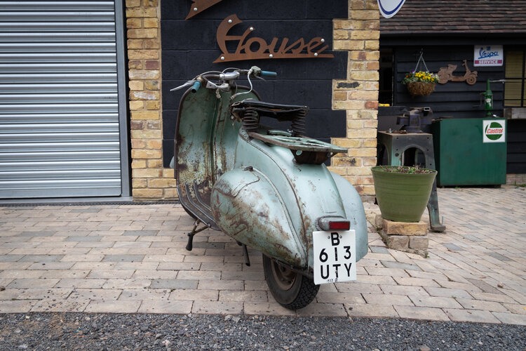1953 Piaggio Vespa Image 2